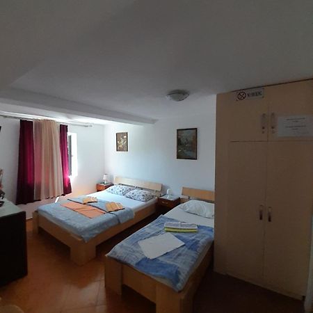 Apartments Kovacevic Petrovac Pokoj fotografie
